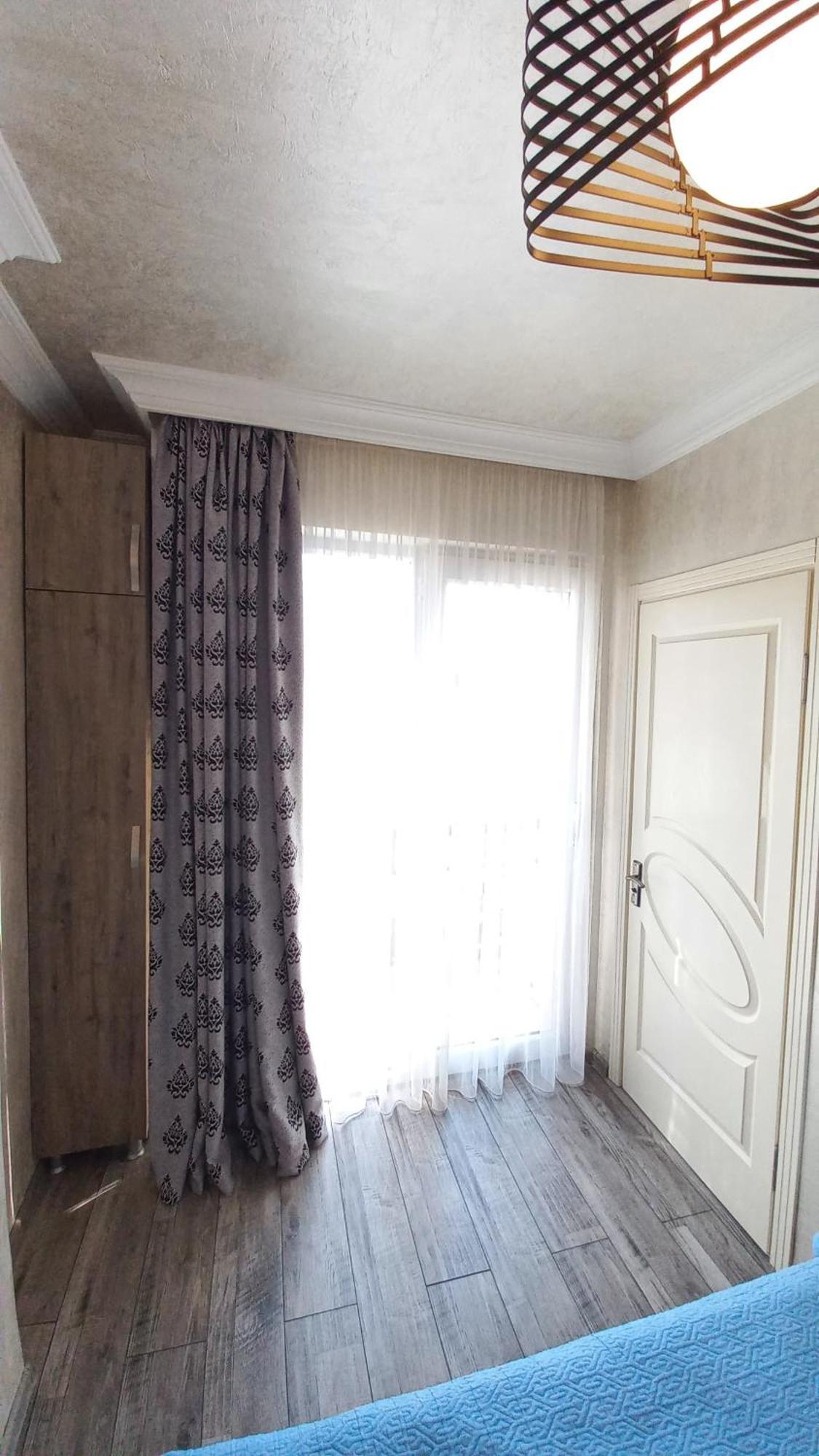 Penthouse Apartment In Batumi Bagian luar foto