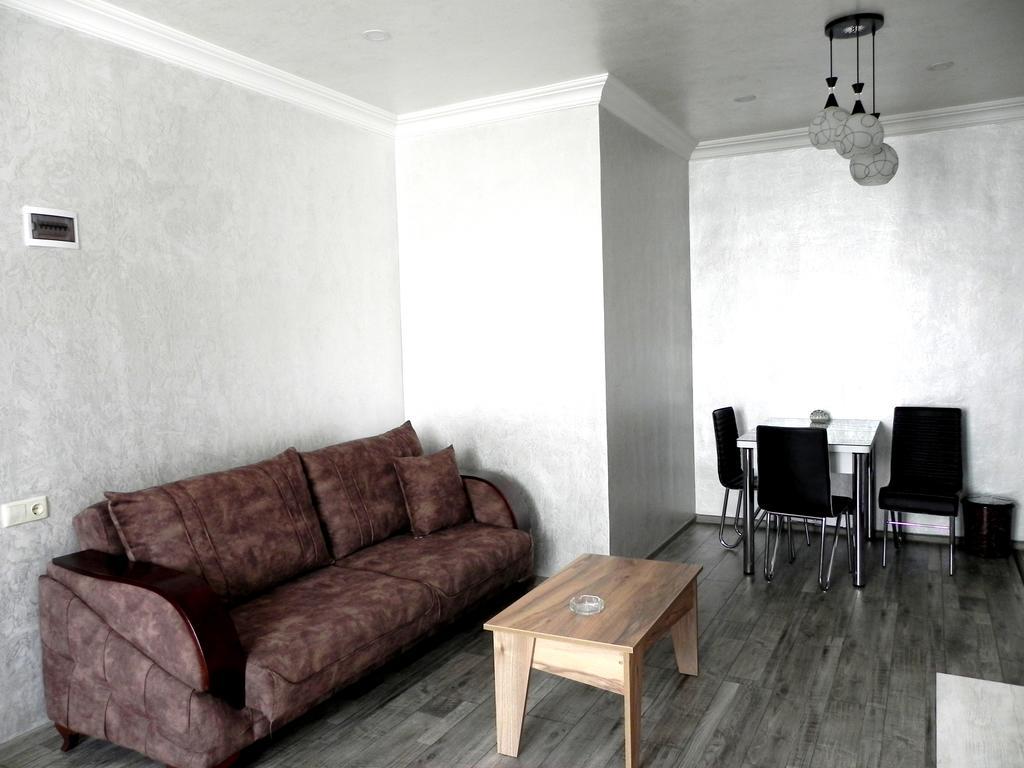 Penthouse Apartment In Batumi Bagian luar foto